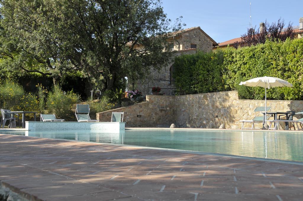 Agriturismo Renai E Monte กัมบาสซี แตร์เม ภายนอก รูปภาพ